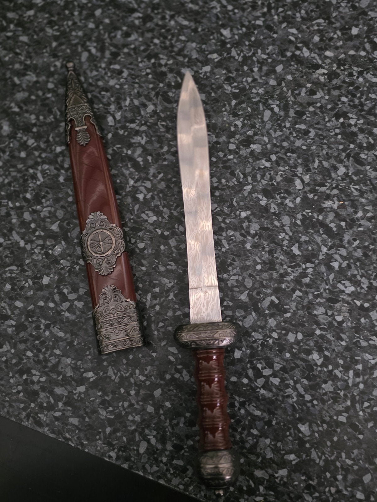 prachtige dolk decoratie mes metalen zwaard, Verzamelen, Ophalen of Verzenden, Nieuw