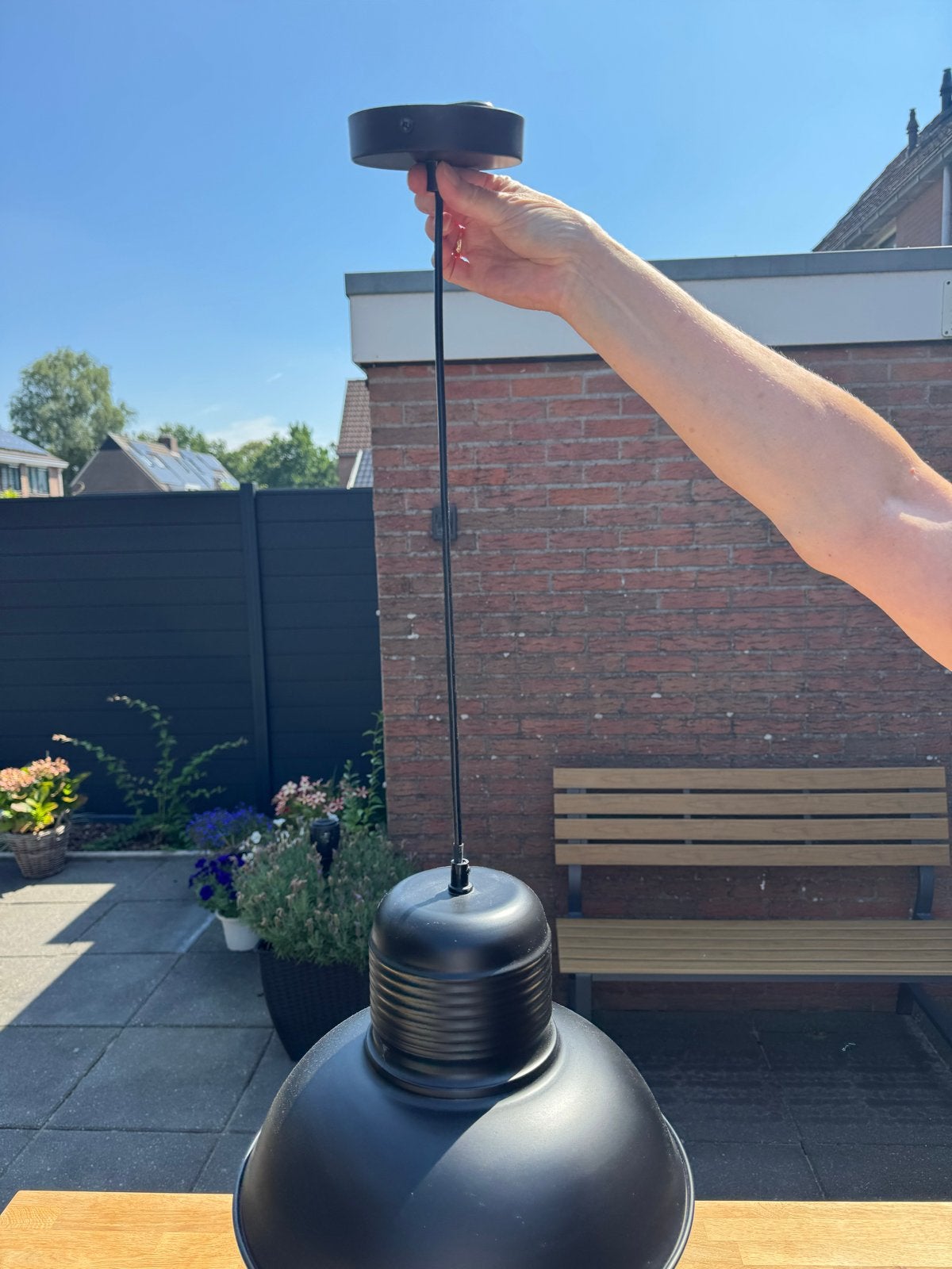Zwarte hanglamp - Modern en stijlvol, Ophalen, Zo goed als nieuw, Metaal, E27 (groot)