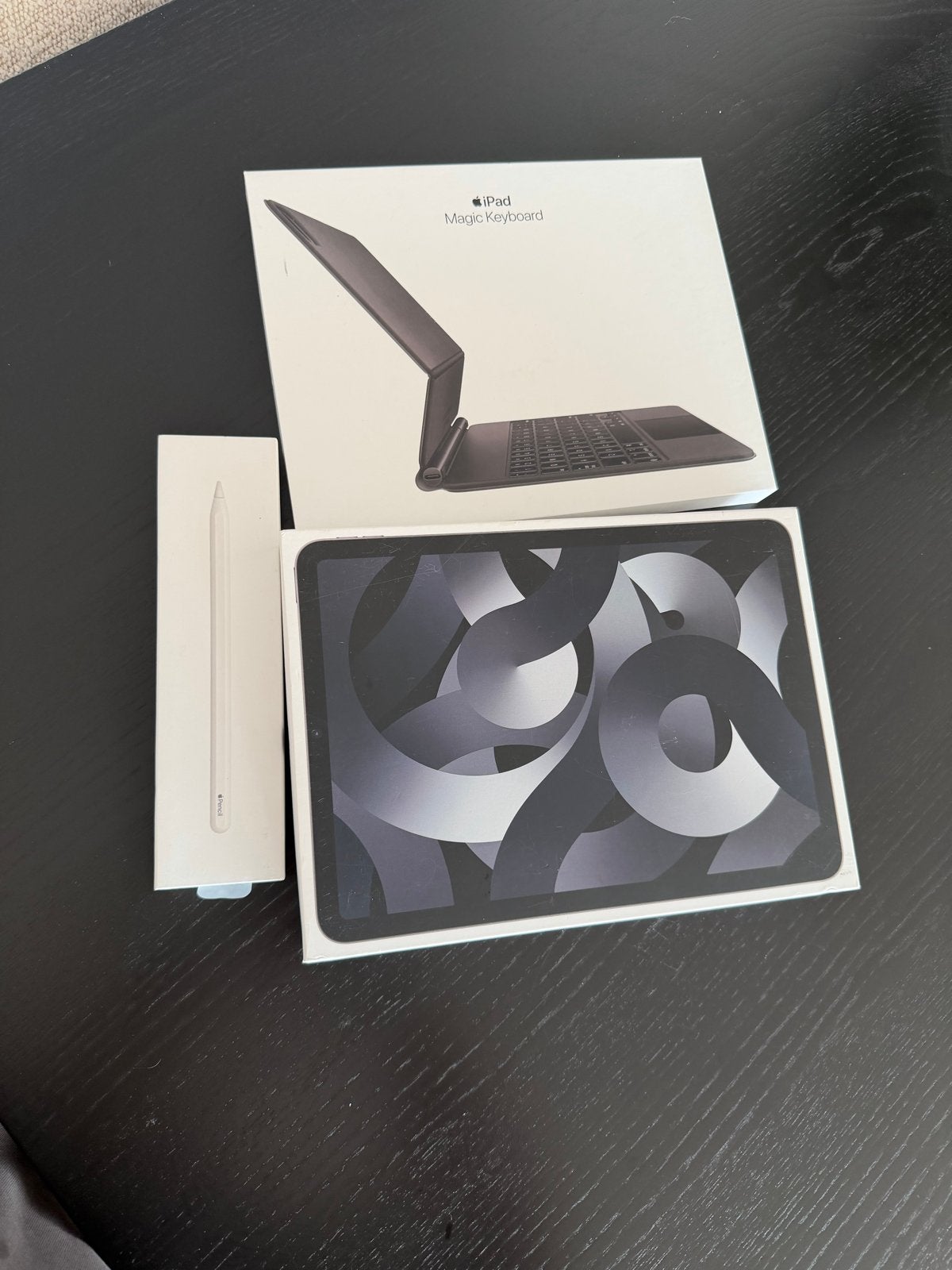 iPad Air 5 (256GB,Wi-Fi) met Magic Keyboard en Apple Pencil2