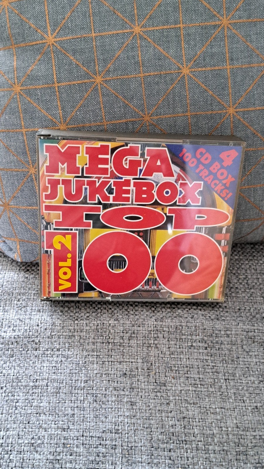 4 cd box  Mega Jukebox Top.100 vol.2, Boxset, Ophalen of Verzenden, Zo goed als nieuw, Inclusief boekje