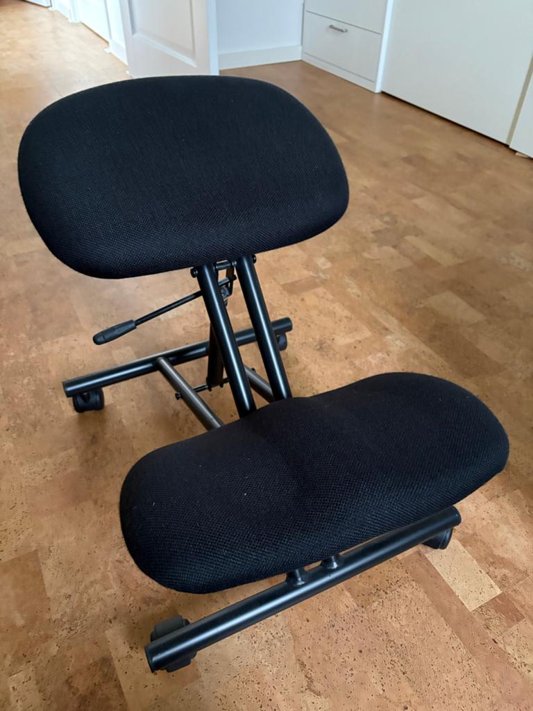 Ergonomische kniestoel - Zwart, Ophalen, Gebruikt, Zwart, Bureaukruk