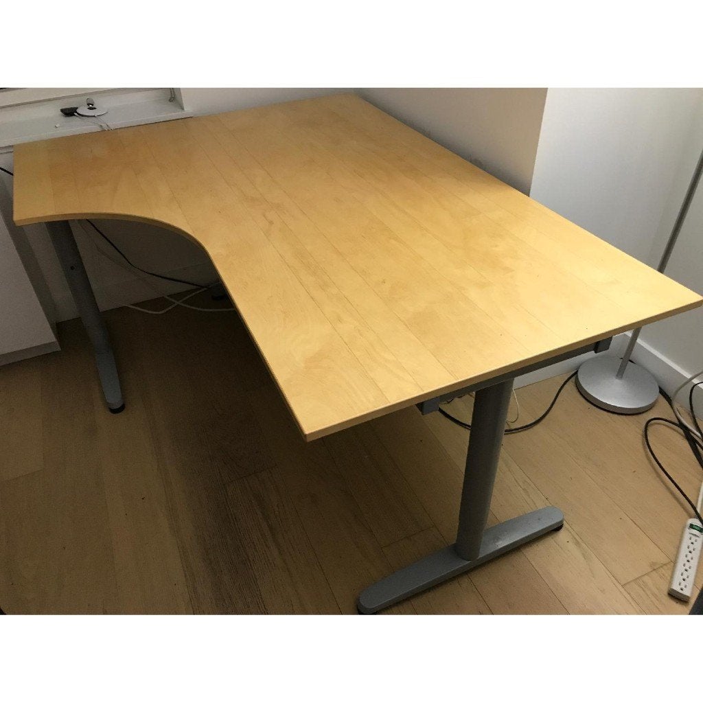 Ikea bureau 160x120 kleur berken, Huis en Inrichting, Ophalen, 160 cm, 120 cm, In hoogte verstelbaar