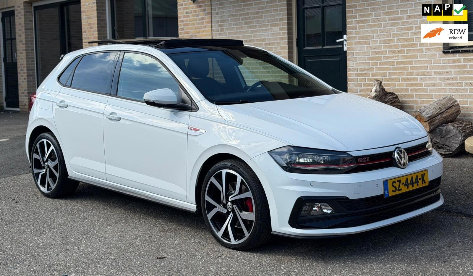 Volkswagen Polo 2.0 TSI GTI DSG | PANO | CAM| CLIMA | BEATS, Gebruikt, 1984 cc, Wit, 17 km/l