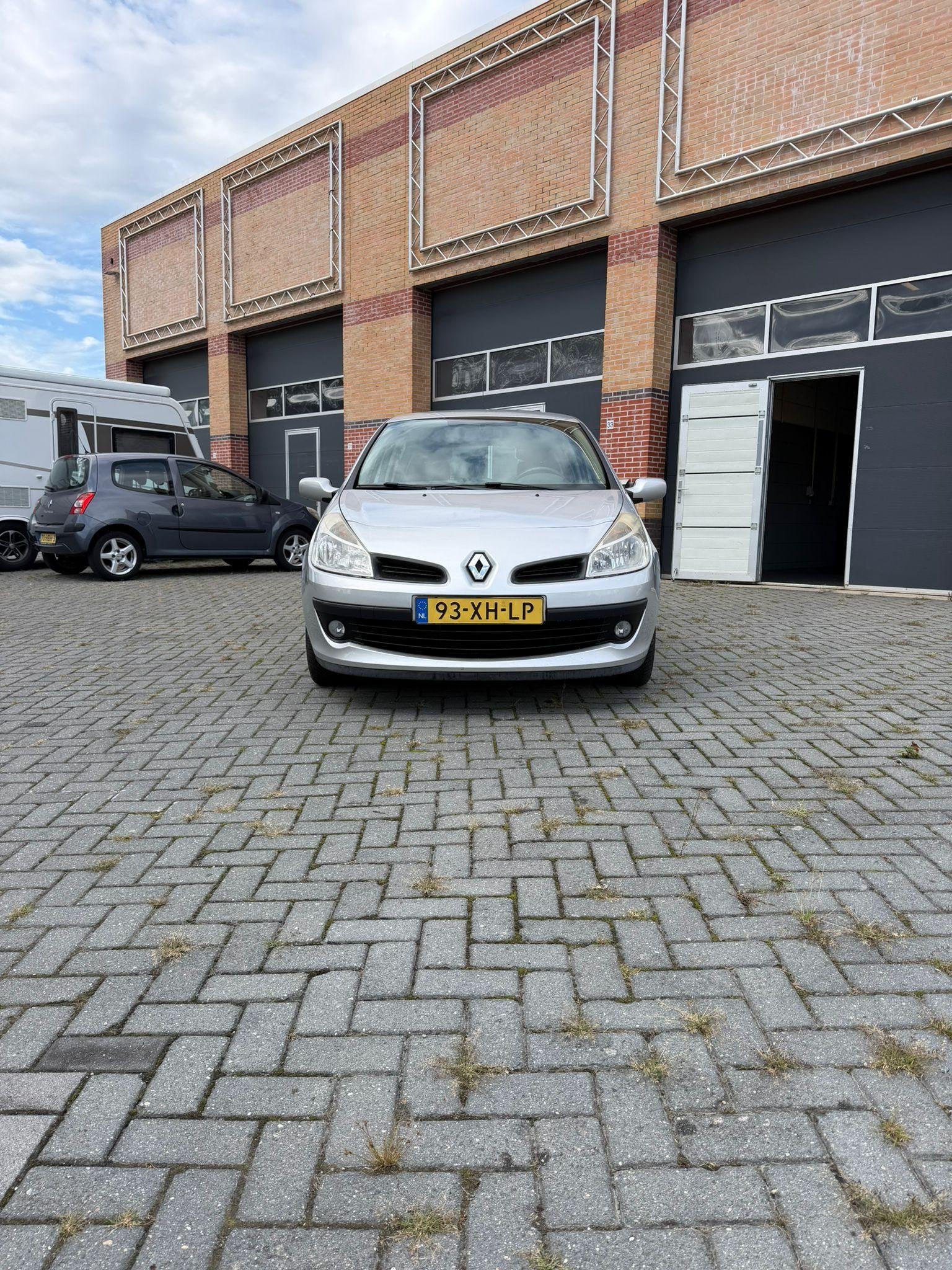 Renault Clio 1.2-16V Dynamique, Auto's, Voorwielaandrijving, Gebruikt, 4 cilinders, Origineel Nederlands