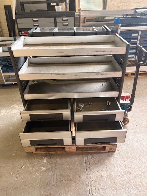 BOTT (2593) L103 B43 H120 €599, Ophalen, Zo goed als nieuw, Info@laaiin.nl, Laaiin