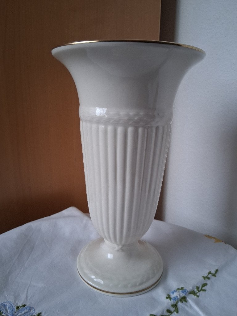 Wedgwood Edme Jubilee trompetvaas  *eureka*, Huis en Inrichting, Woonaccessoires | Vazen, Ophalen of Verzenden, Zo goed als nieuw