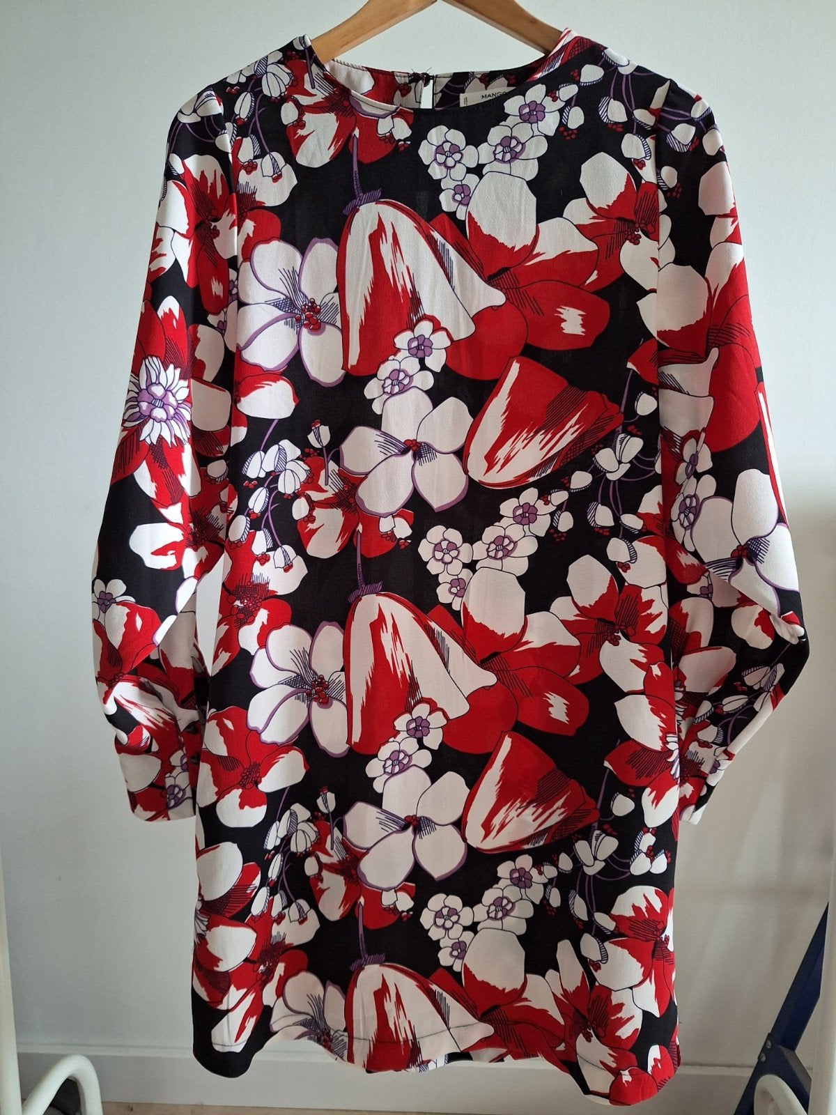 Mango Jurk Zwart Rood Wit -  Maat XS, Mango, Ophalen of Verzenden, Zo goed als nieuw, Knielengte