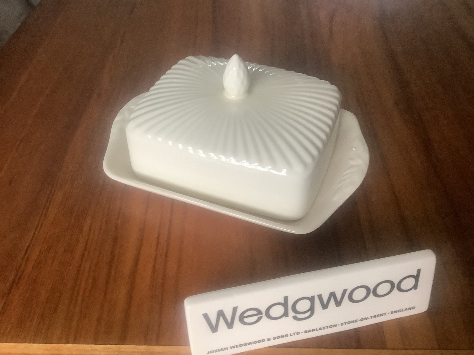 botervloot WEDGWOOD  EDME, Huis en Inrichting, Keuken | Servies, Overige typen, Ophalen of Verzenden, Zo goed als nieuw, Wedgwood