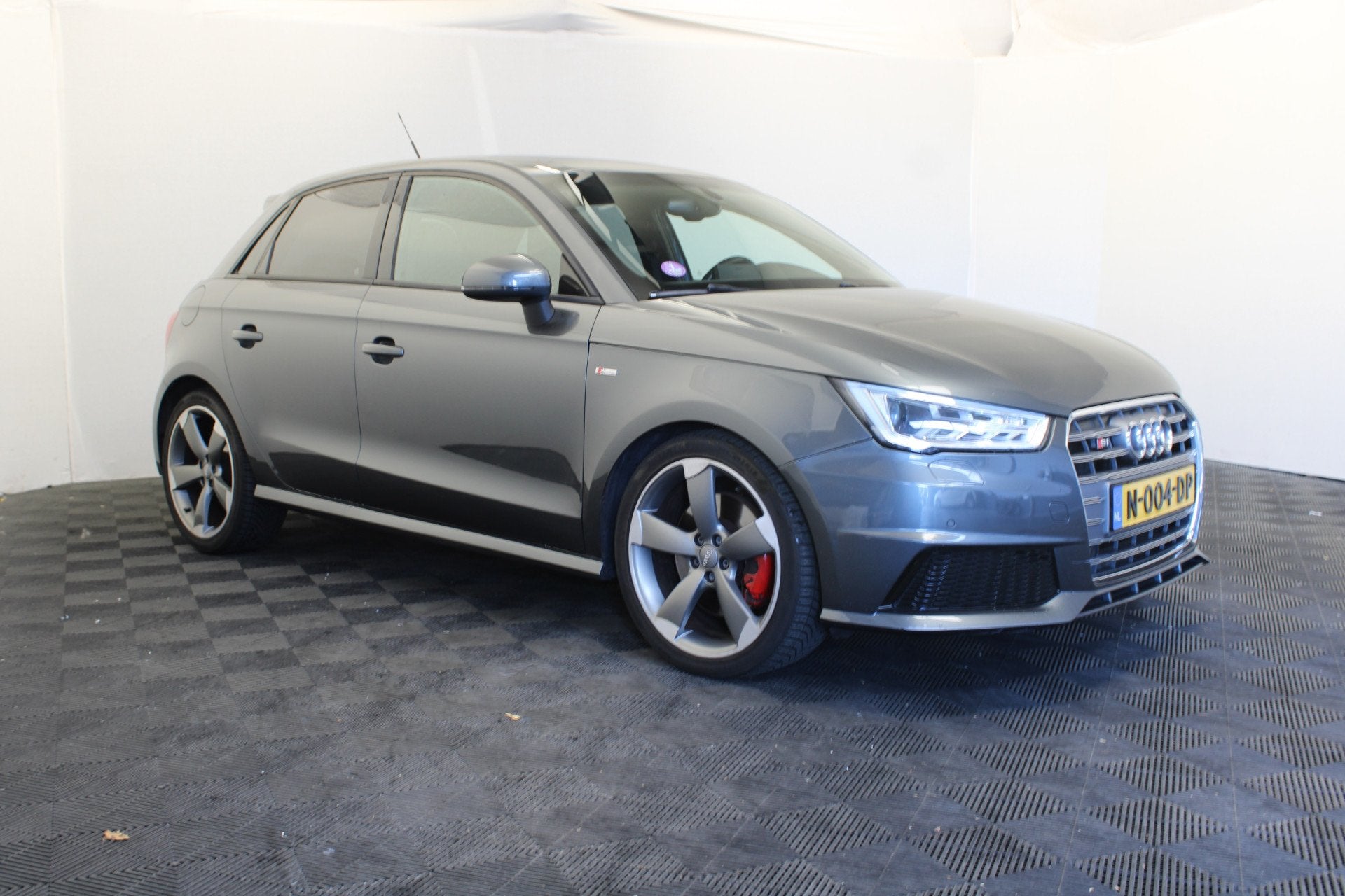 Audi A1 Sportback 1.8 TFSI Sport Pro Line S |Navi|, Auto's, 4 stoelen, 1180 kg, 17 km/l, 57 €/maand
