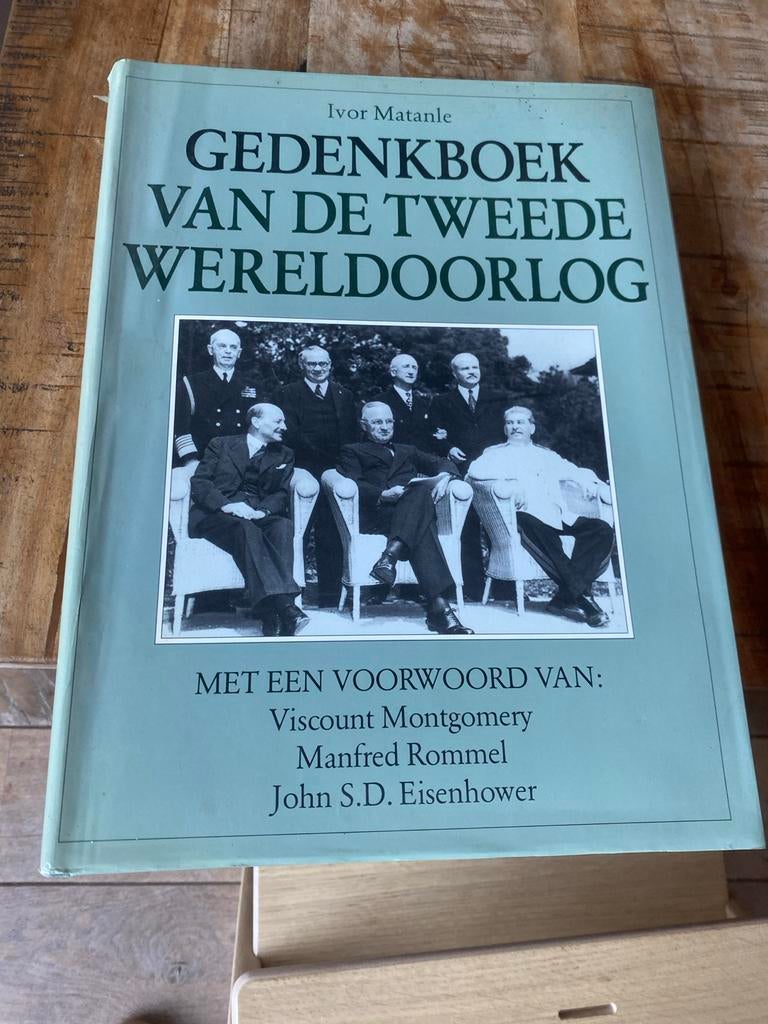 Gedenkboek van de Tweede Wereldoorlog - Ivor Matanle, Boeken, Oorlog en Militair, Ophalen of Verzenden, Tweede Wereldoorlog, Gelezen