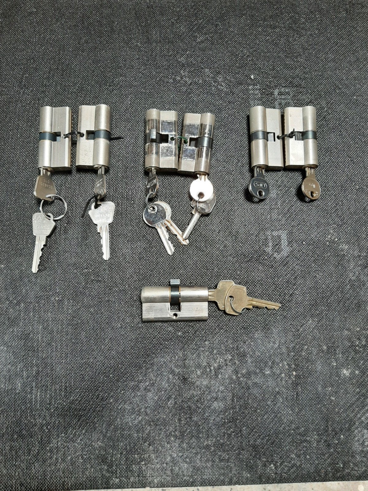 Cilindersloten, Ophalen, Gebruikt, IJzer, Slot