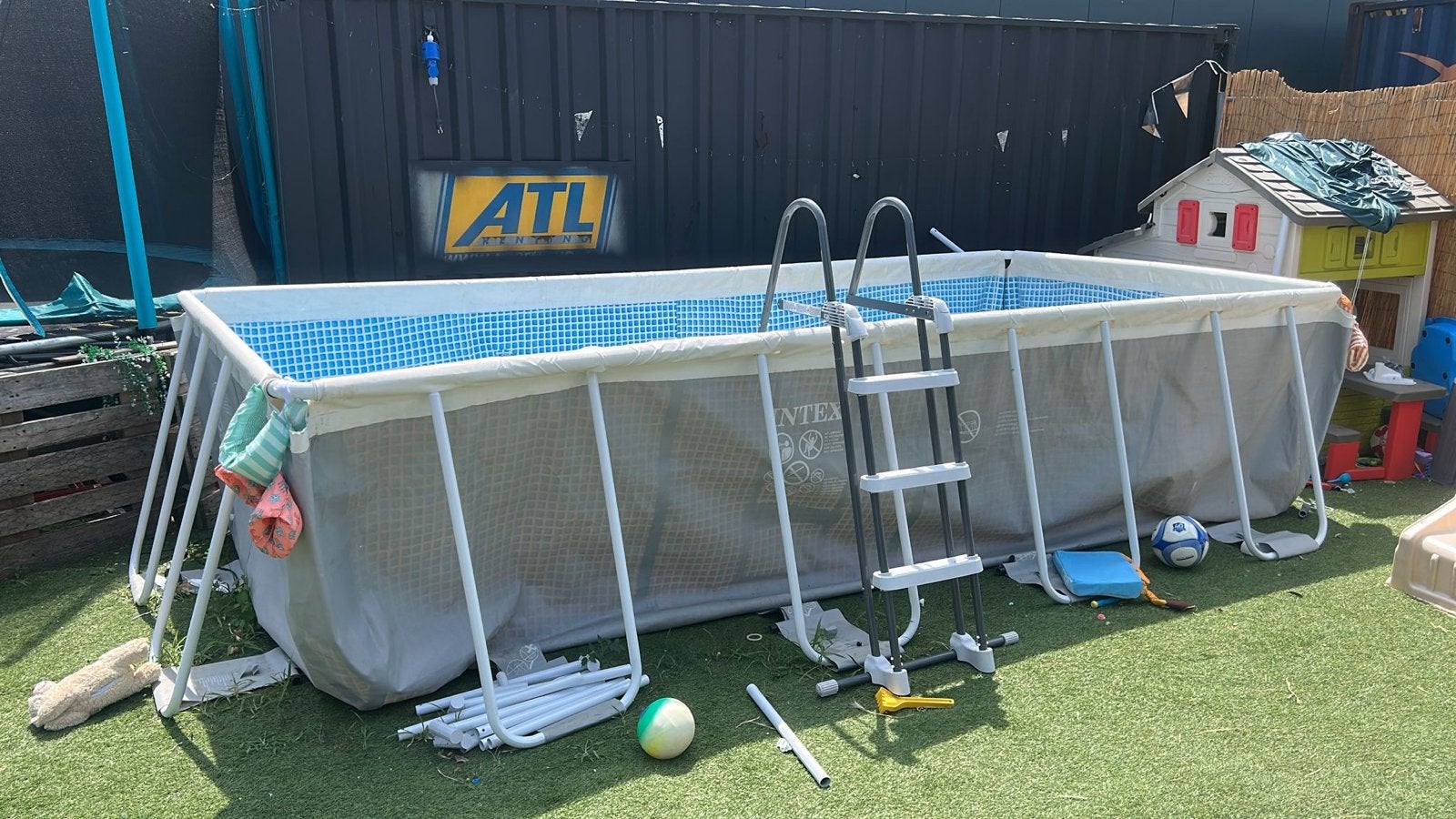4x2,5m Zwembad met pomp - Lichte schade, voordelige prijs!, Ophalen, Gebruikt, Intex, 200 tot 300 cm