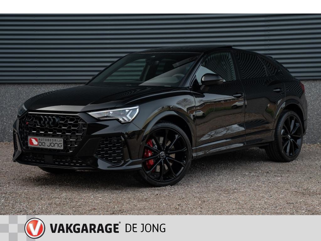 Audi RS Q3 Sportback 2.5 TFSI Quattro 400PK | Pano | Trekhaa, 12 maanden, Gebruikt, Zwart, Bedrijf