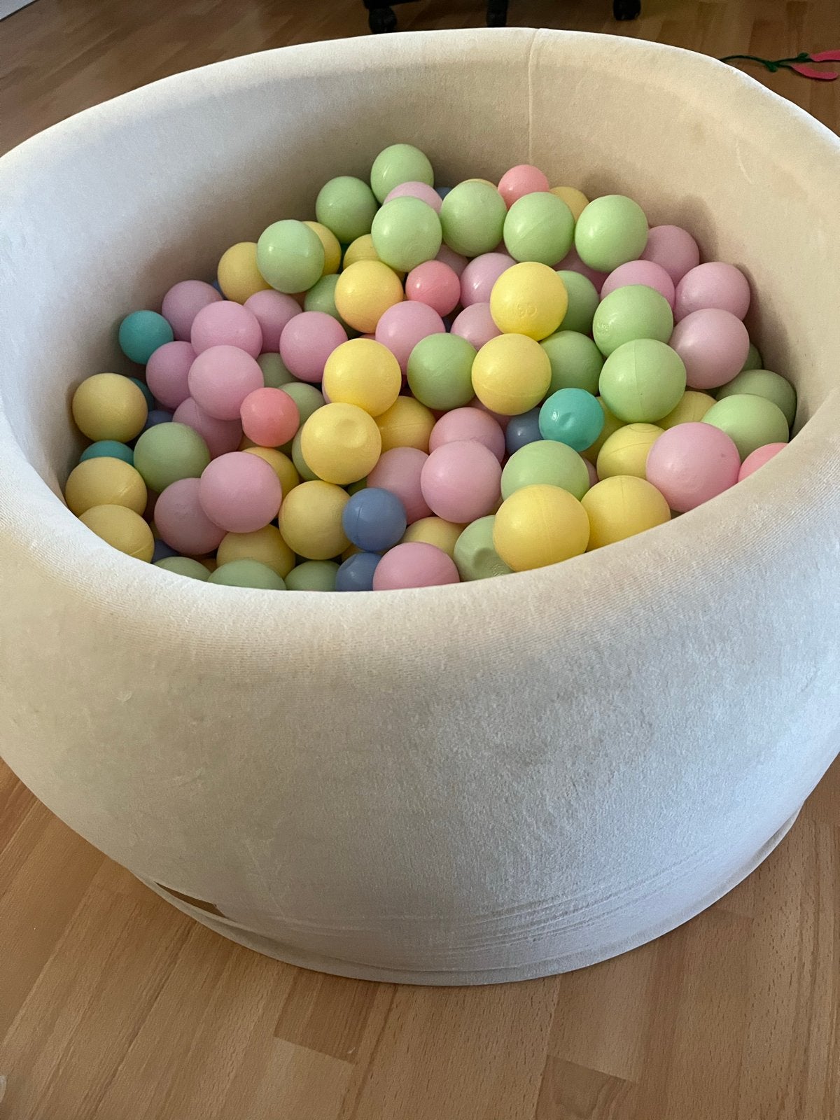 Moonbaby ballenbak met ballen - ophalen in Almere, Ophalen, Zo goed als nieuw, Jongen of Meisje
