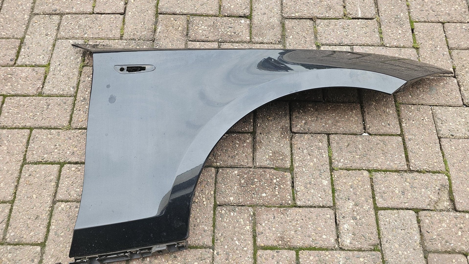 Voorscherm spatbord rechtsvoor BMW 1 erie E81 E82 E87 E88 kl, Gebruikt, -, Links, Ophalen of Verzenden