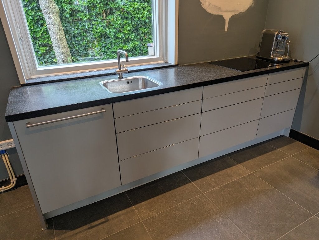 Compacte Bulthaup keuken met granieten blad, Ophalen, Gebruikt, Graniet of Steen, Enkelwandige keuken