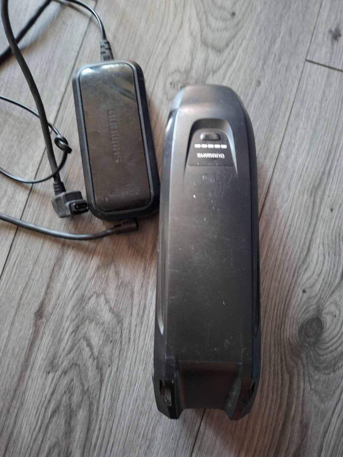 Shimano E-bike accu en lader (EC-E6002), Fietsen en Brommers, Fietsaccessoires | Fietsaccu's, Ophalen of Verzenden, Gebruikt