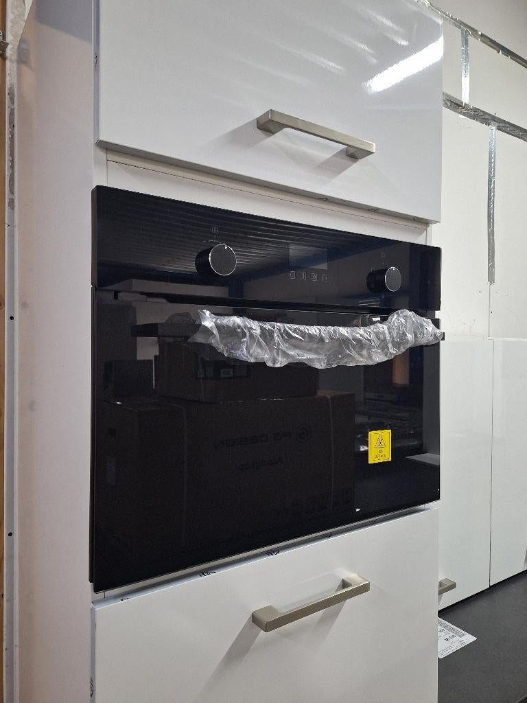 Complete keuken Compleet met APP 120Keukens op voorraad 2894, Huis en Inrichting, Keuken | Complete keukens, Wit, Nieuw, Enkelwandige keuken