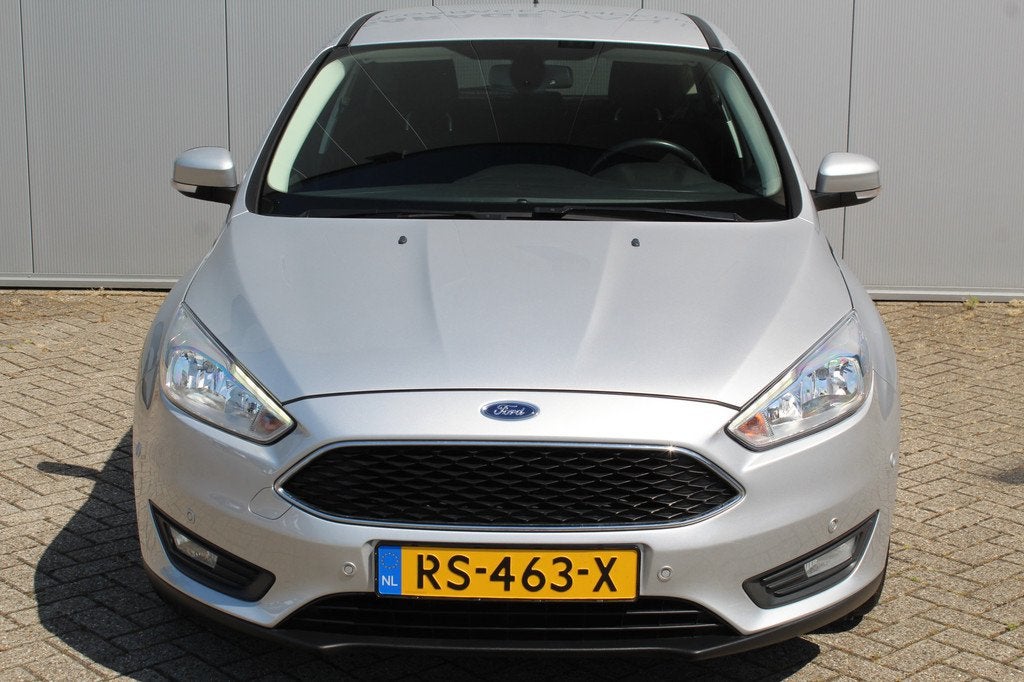 Ford Focus 1.0-125pk Titanium. Uiterst nette Ford Focus, sle, Auto's, 12 maanden, Stof, Gebruikt, Automatische klimaatregeling