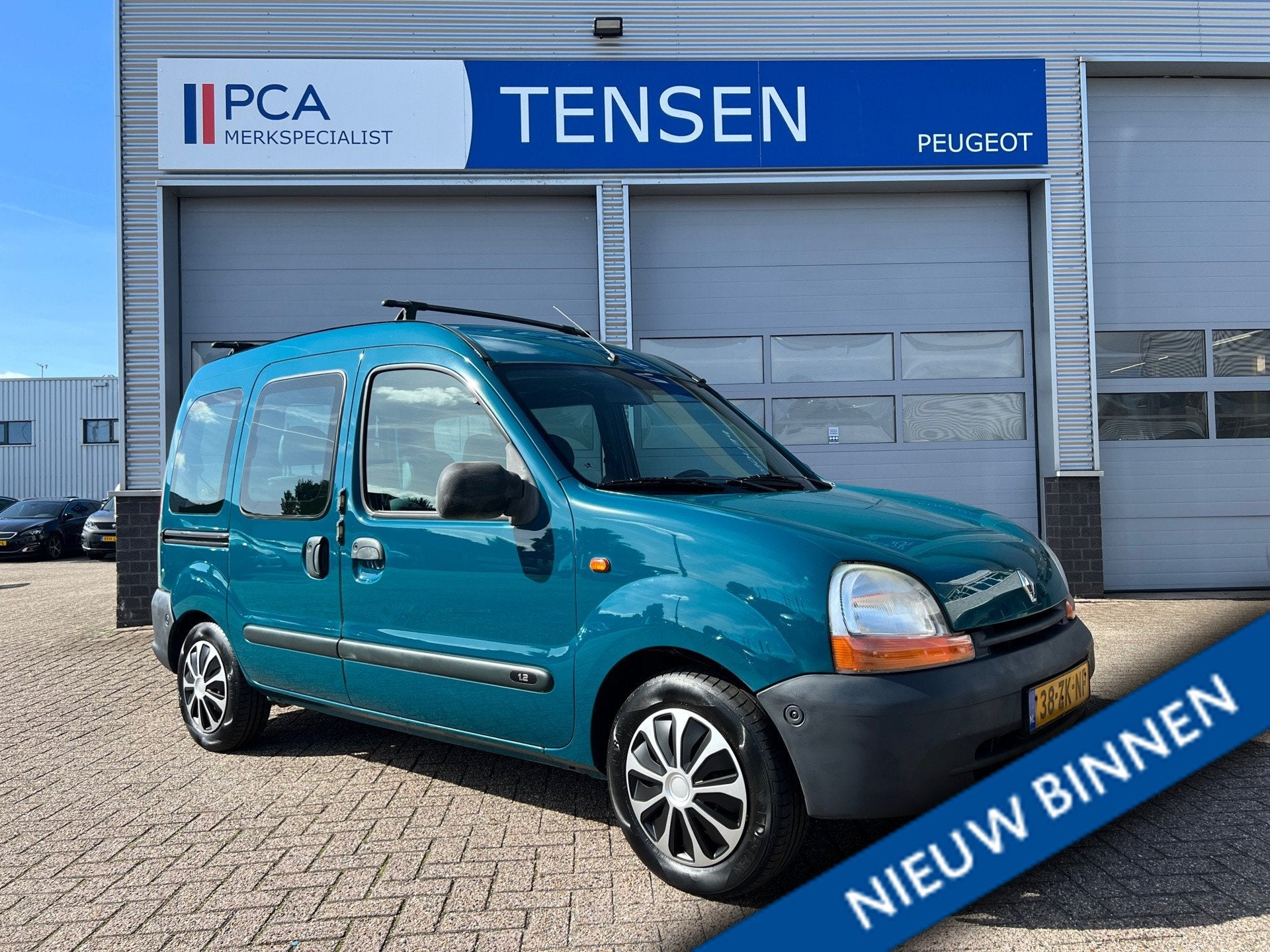 Renault Kangoo 1.2 RN | Rolstoelauto |, Voorwielaandrijving, 4 cilinders, 14 km/l, Bedrijf