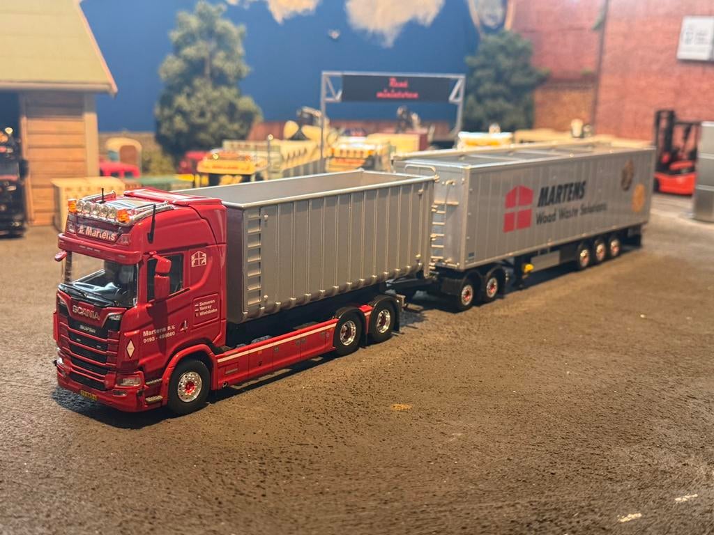 Tekno nieuw martens lzv, Hobby en Vrije tijd, Modelauto's | 1:50, Tekno, Nieuw, Tekno, Bus of Vrachtwagen