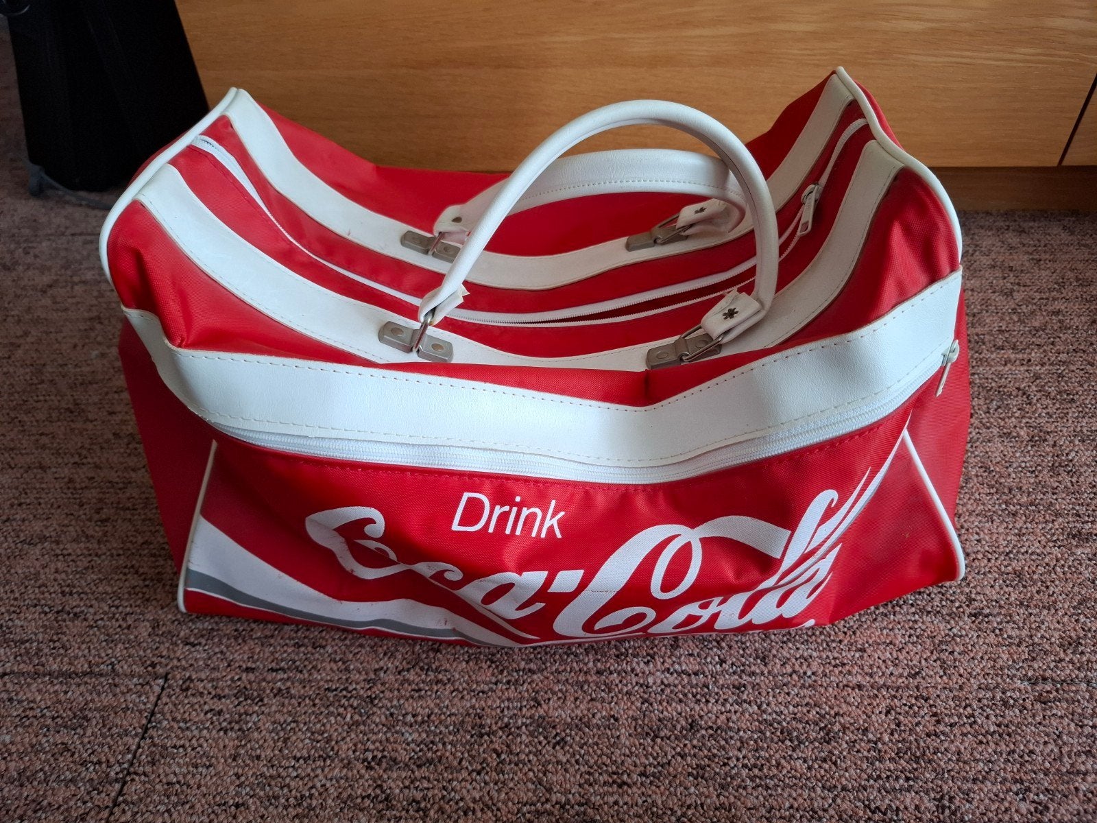 Originele Coca-Cola sporttas/reistas – Vintage –Jaren '80'90, Ophalen, Gebruikt, Rood