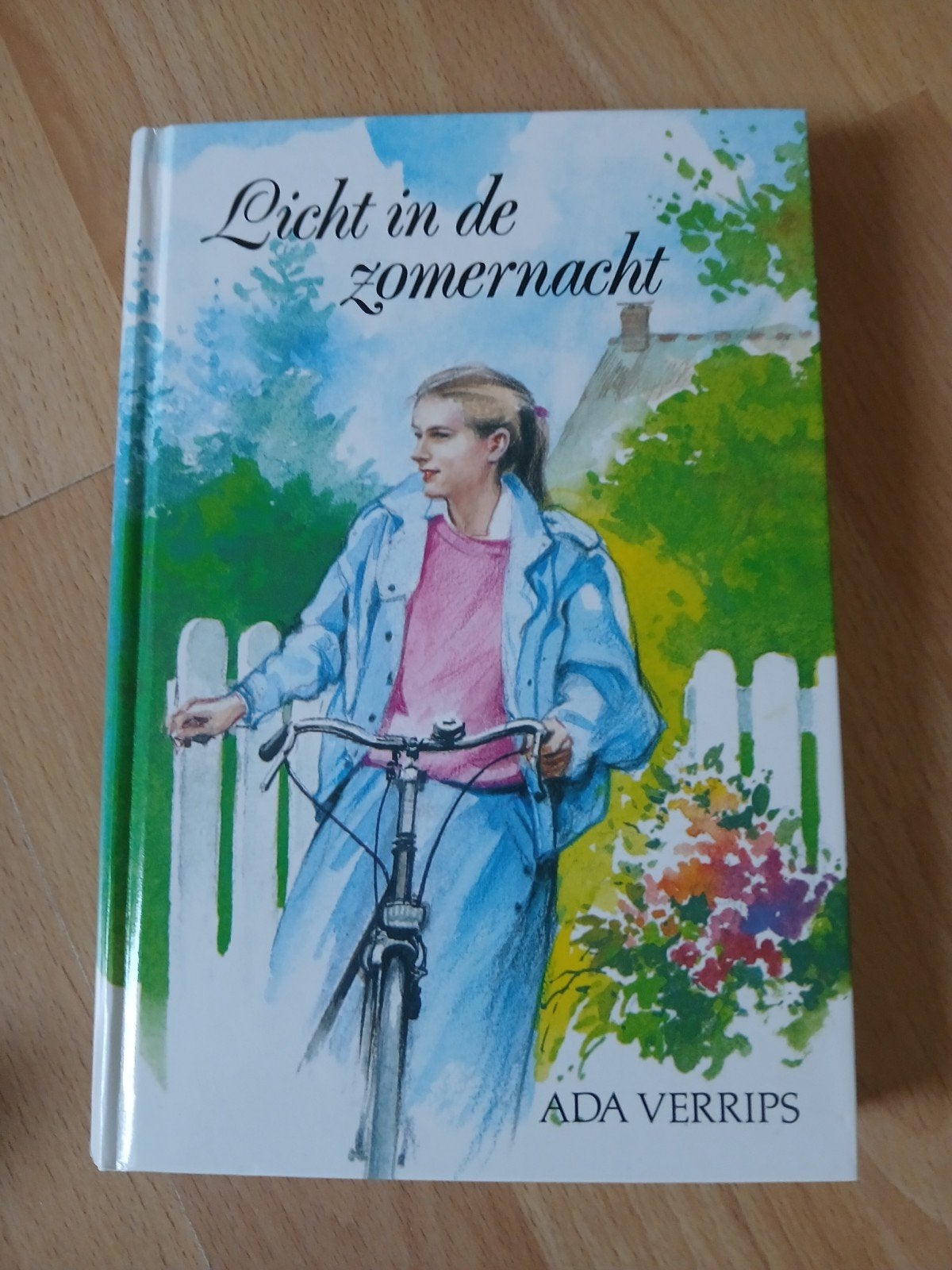 Licht in de zomernacht van Ada Verrips., Boeken, Ophalen, Ada Verrips, Nederland