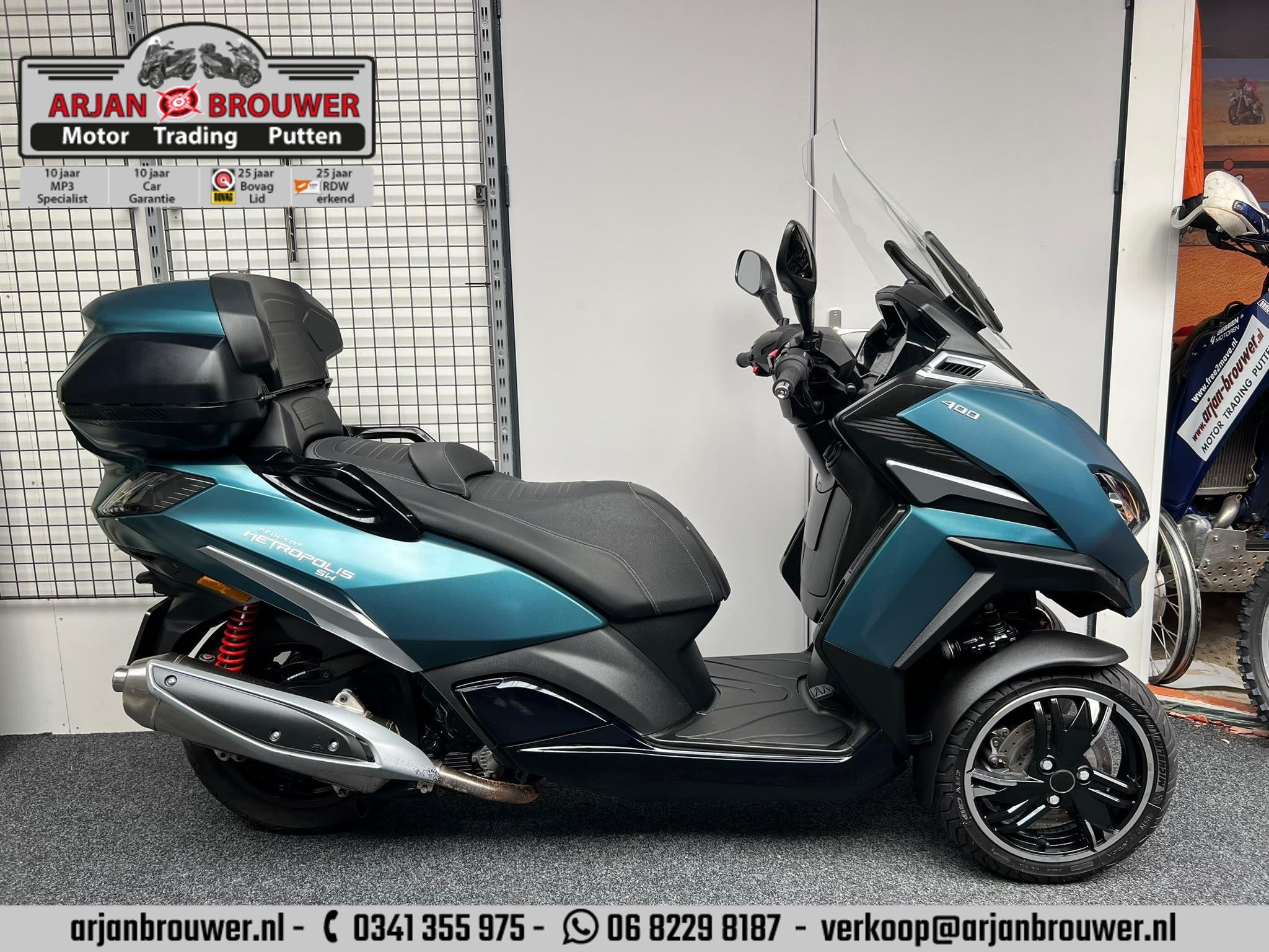 Peugeot Metropolis 400 SW, Motoren, Scooter, ABS, Automaat, Bonnetstraat 1
6718 XN  Ede, NL