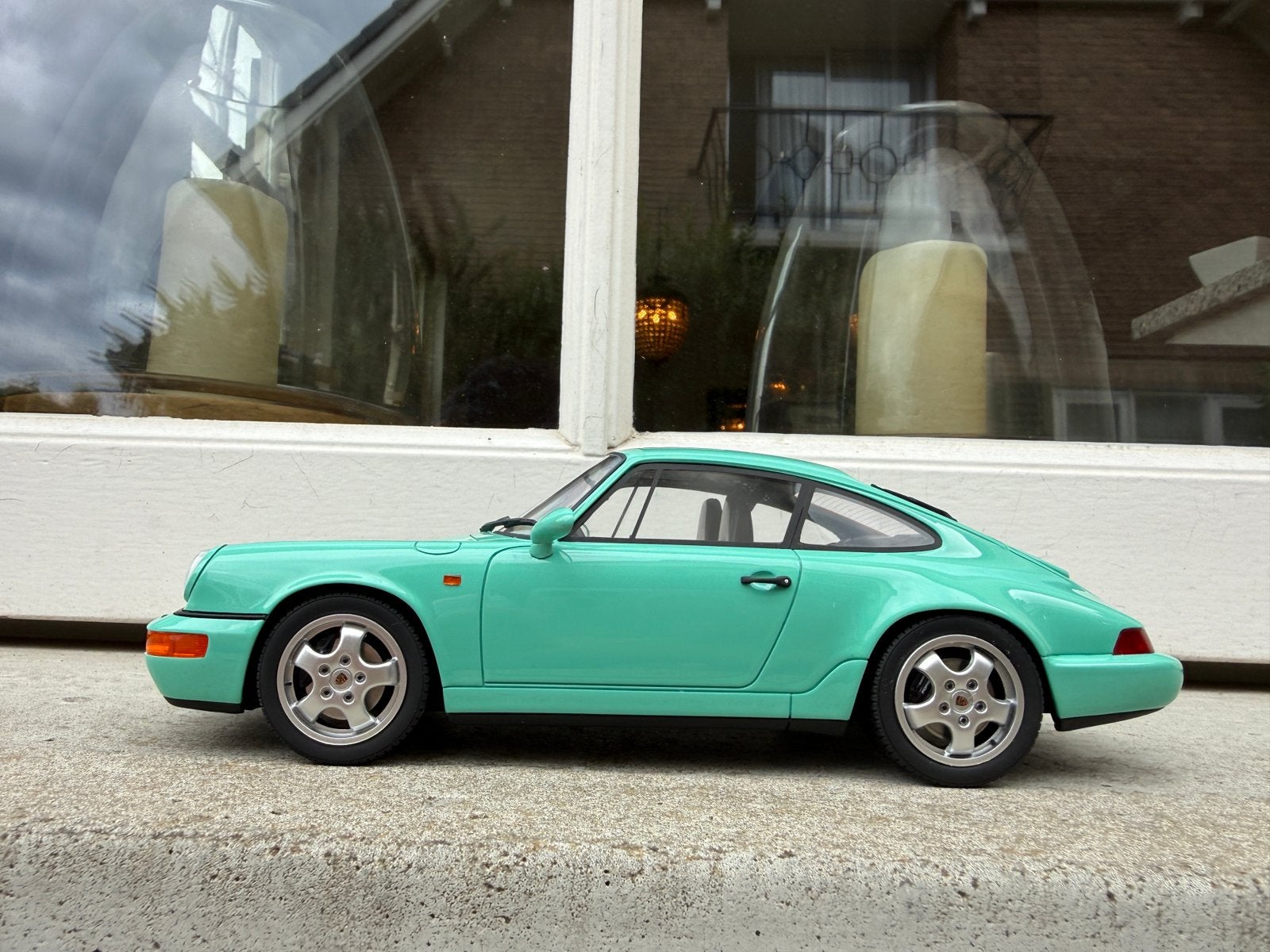 1:18 Porsche 911 964 Carrera 4 mintgroen GT Spirit GT019C, Hobby en Vrije tijd, Modelauto's | 1:18, Overige merken, Info@gts-models.com