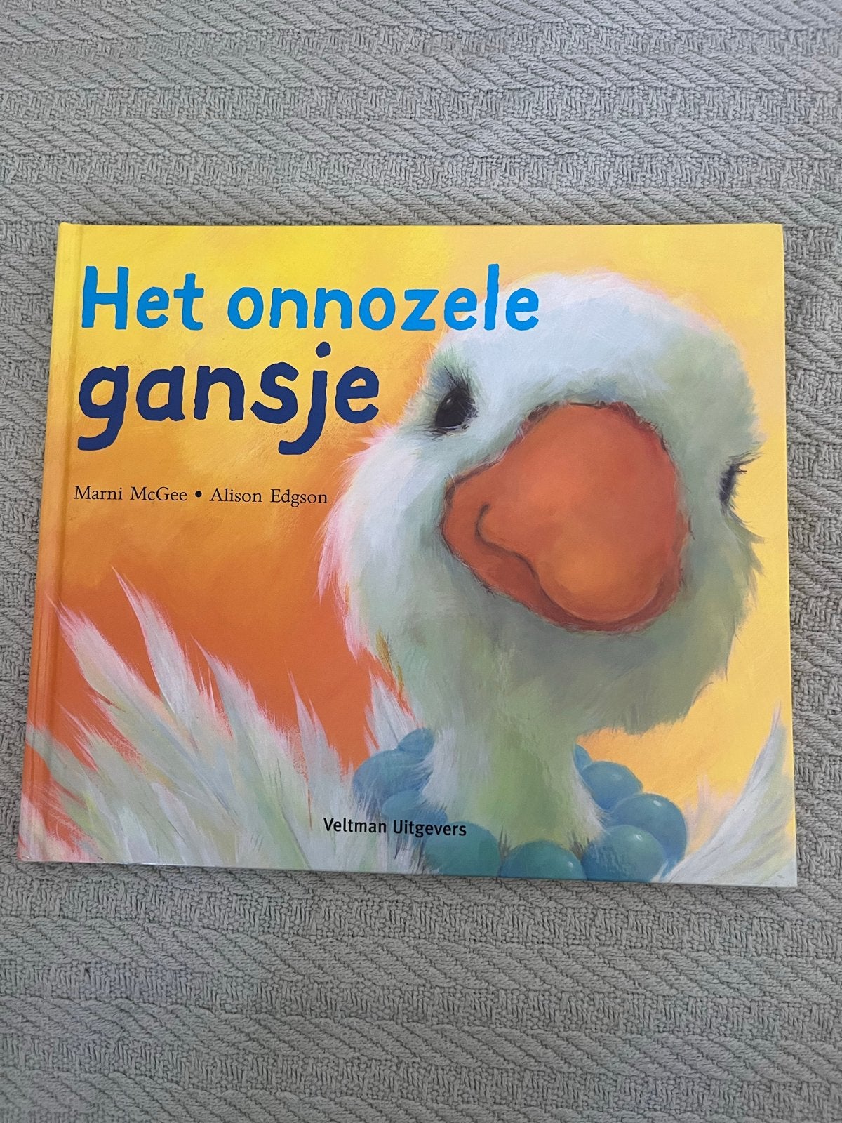 Het Onnozele Gansje - Marni McGee & Alison Edgson, Boeken, Ophalen, Fictie algemeen, Jongen of Meisje, Zo goed als nieuw