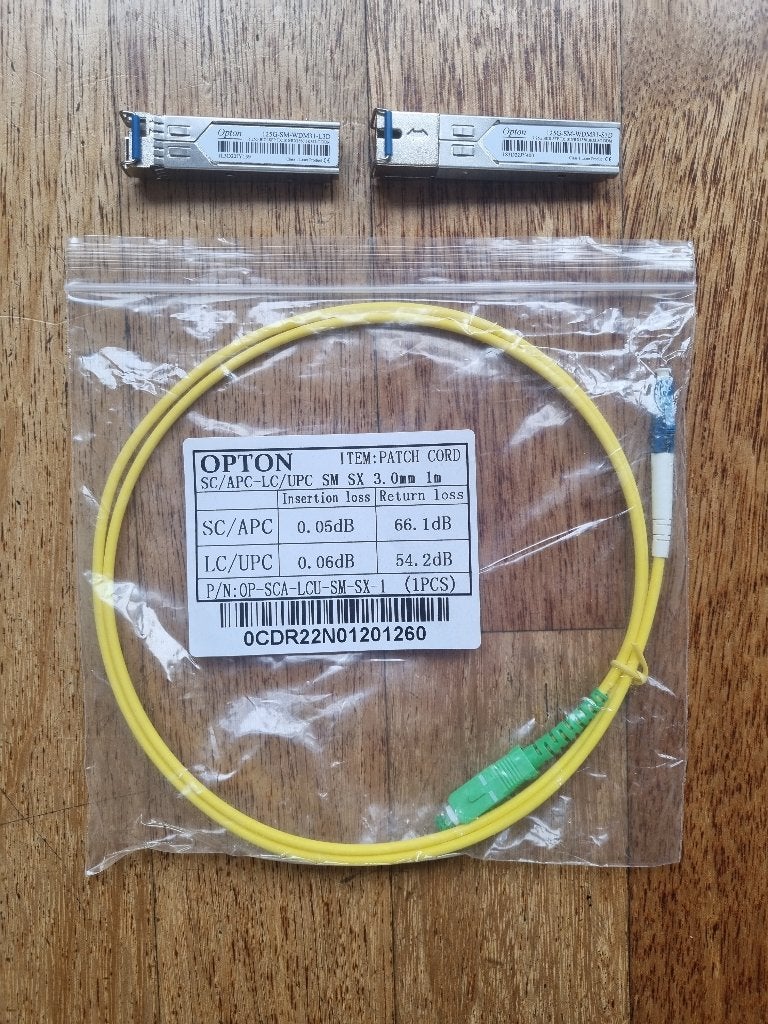 Setje van 2 transceivers SFP en glasvezel, van Opton, NIEUW, Ophalen of Verzenden, Nieuw
