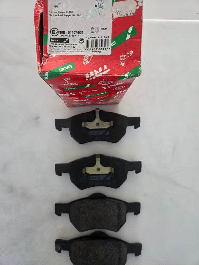 Set Remblokken Chrysler Voyager Dodge Caravan, Chrysler, -, -, Nieuw