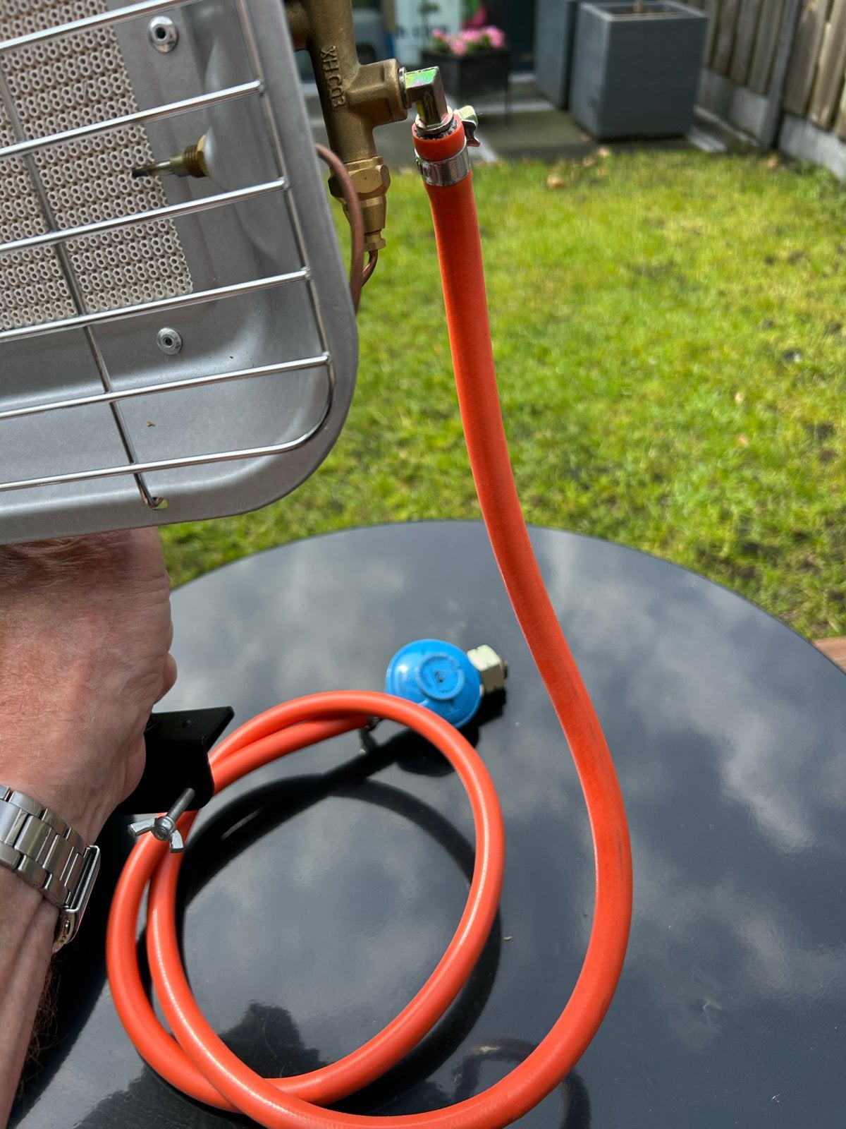 Gaskachel bevestiging op gasfles voor voortent, Ophalen, Zo goed als nieuw