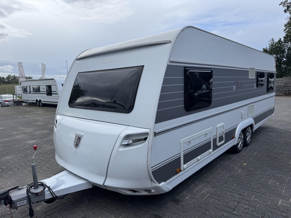 Tabbert Bellini 655 2017 | Airco | Voortent, Tabbert, Schokbreker, Bedrijf, Treinzit