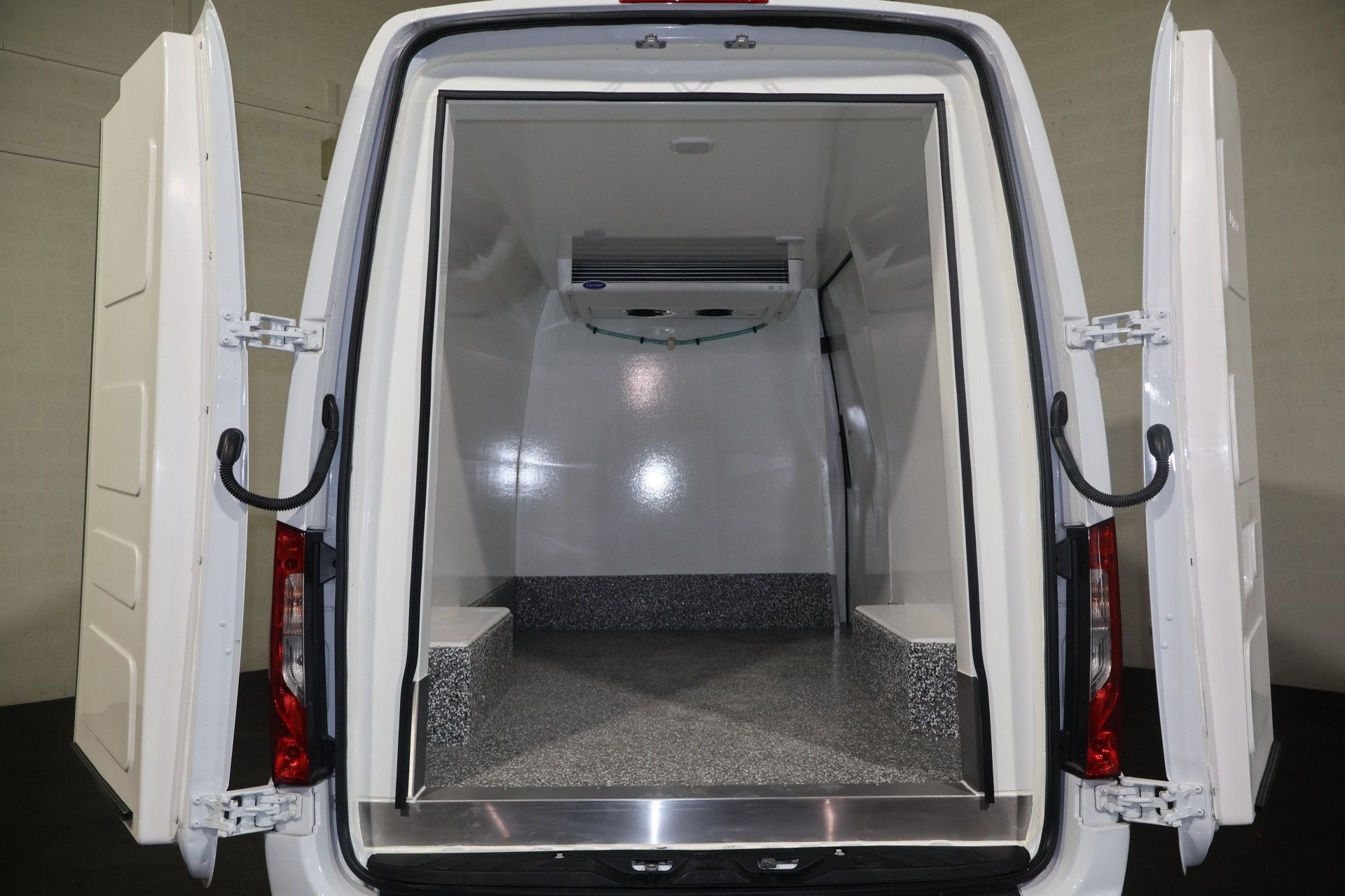 Mercedes-Benz Sprinter 319 CDI L2 H2 Koelwagen Dag en Nacht, Auto's, Automaat, Stof, Gebruikt, 190 pk
