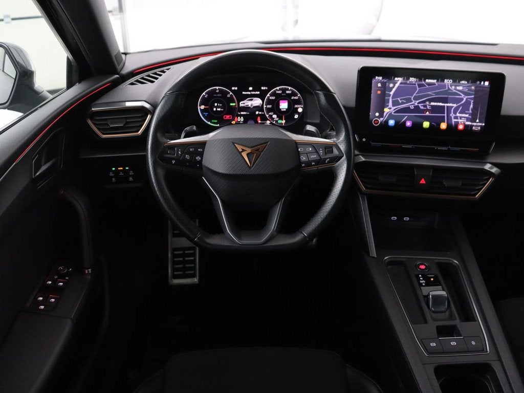 CUPRA Leon 1.4 e-Hybrid VZ Business | 245pk | SOH 92% | Trek, Auto's, Cupra, Stof, Gebruikt, 4 cilinders, Leon