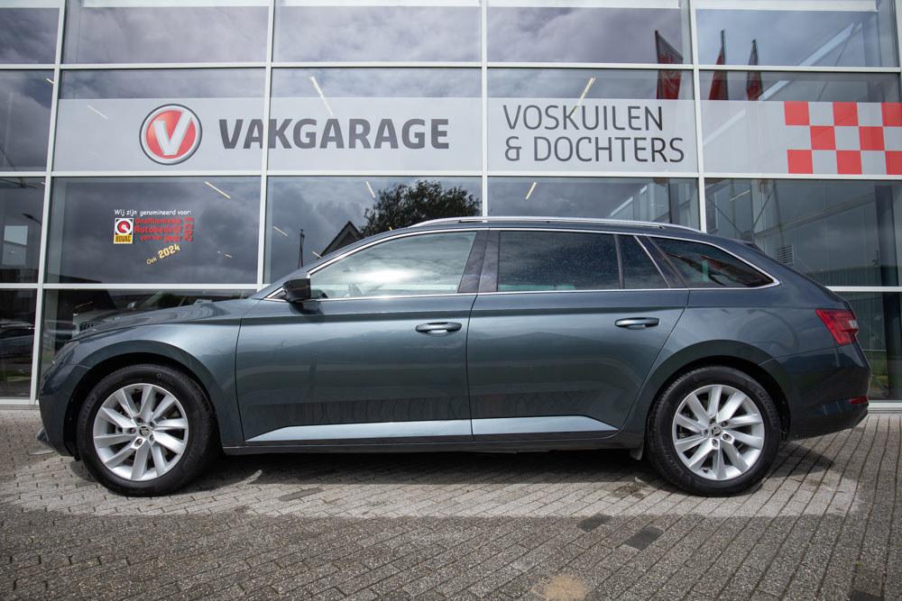 Skoda Superb Combi 1.4 TSI iV Business Edition | PHEV | Adap, Auto's, Skoda, 12 maanden, Stof, Gebruikt, 4 cilinders