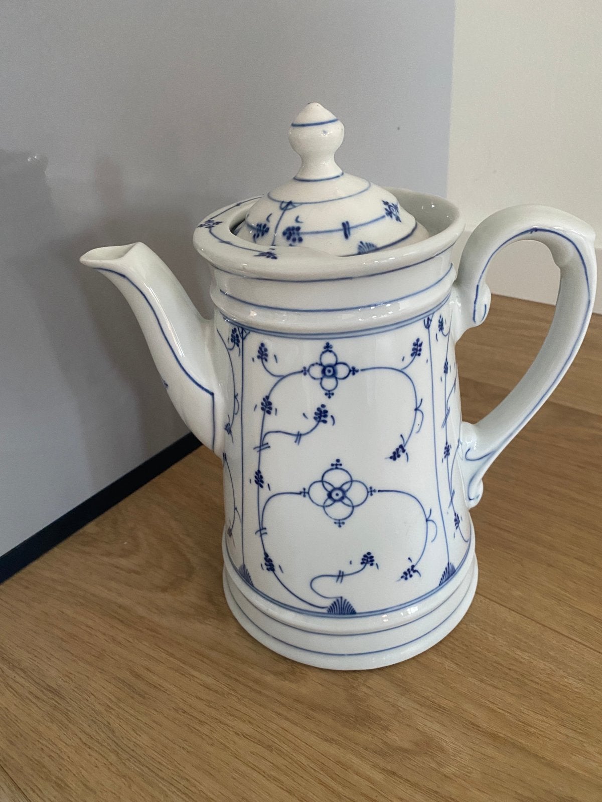 Grote waterkan Blau Saks. In goede staat. Porselein, Antiek en Kunst, Ophalen