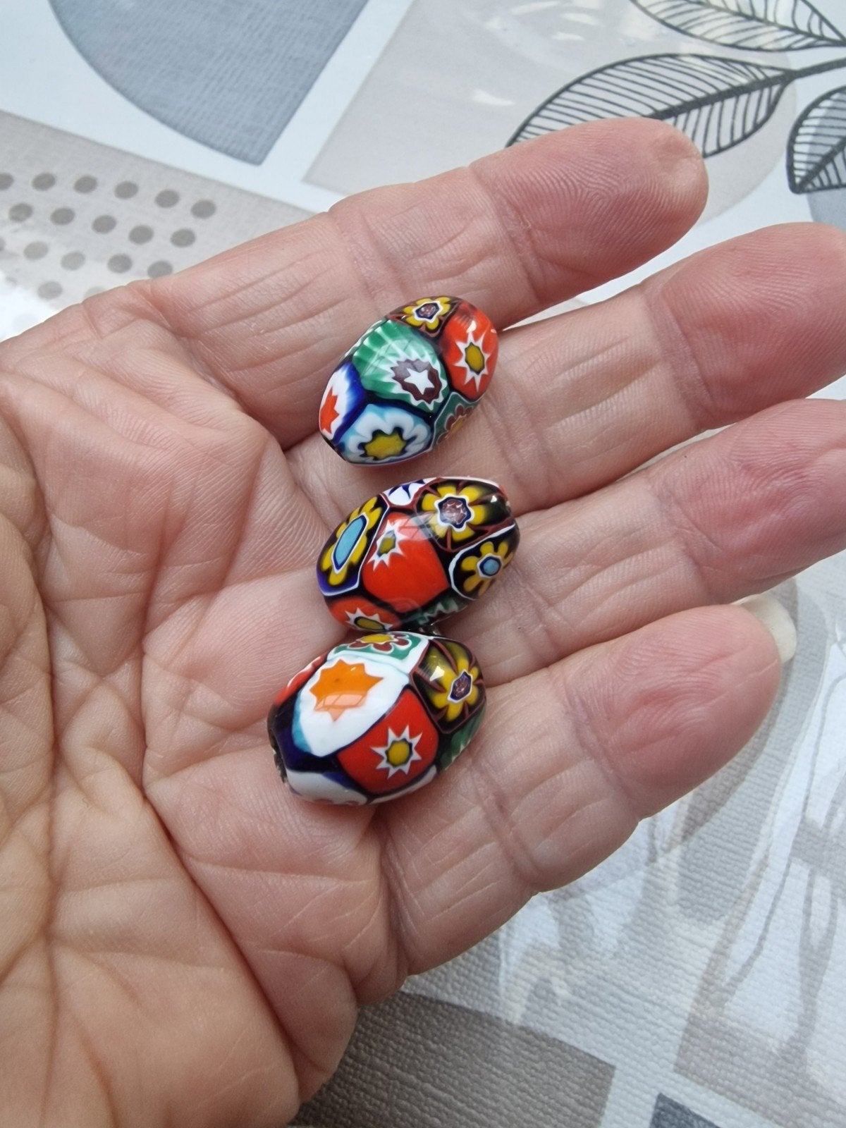 Millefiori glaskralen uit Italië, Ophalen of Verzenden