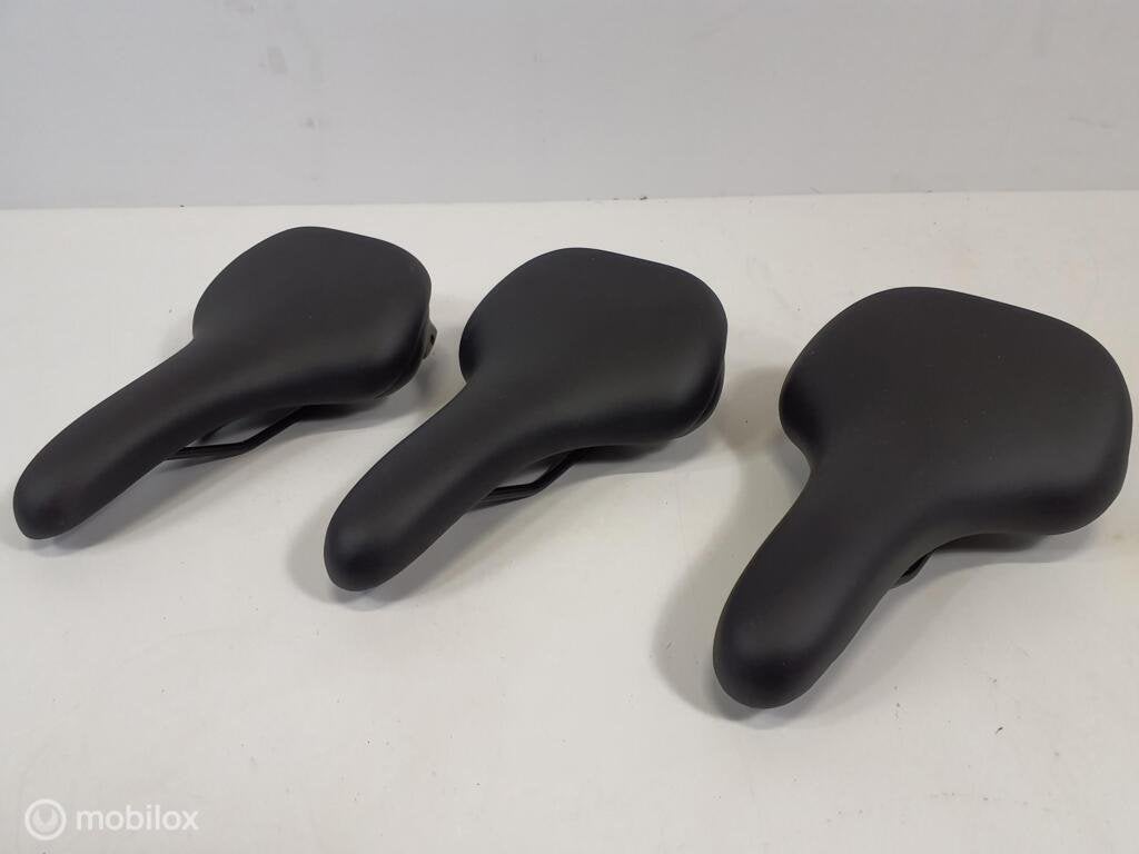 3 nieuwe Fietszadels, Nieuw