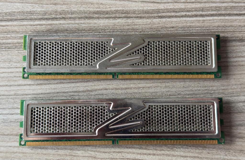 2x OCZ Platinum Edition PC2-8000 (DDR2)  2 Gb, Gebruikt, Ophalen of Verzenden, DDR2, Desktop
