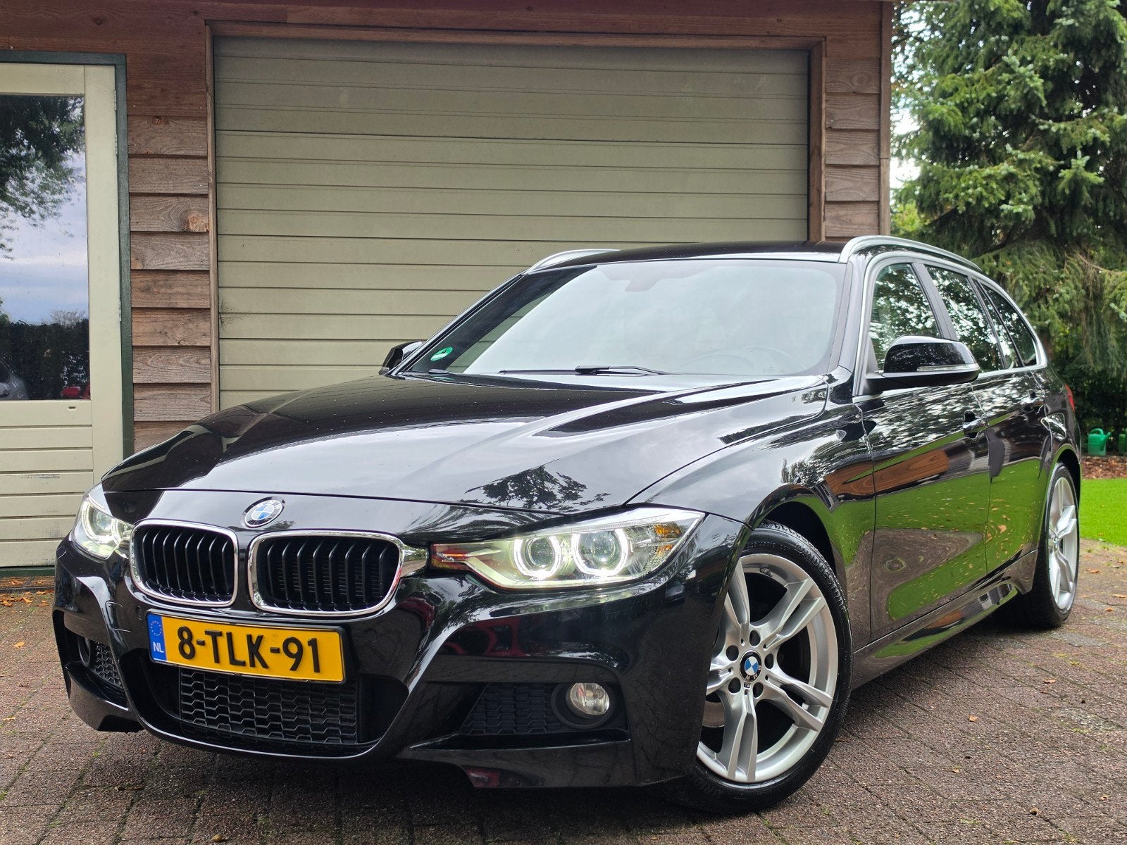 BMW 3-Serie 320I Touring High Exe M-Sport Automaat Navi NAP, Auto's, Automaat, Dealer onderhouden, Achterwielaandrijving, Beige
