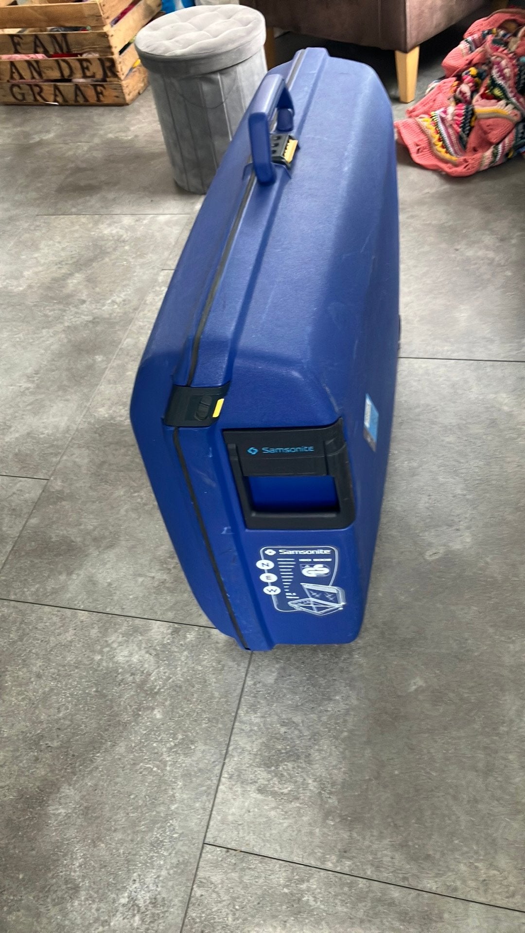 Grote samsonite koffer, Ophalen, Gebruikt, Hard kunststof, Slot