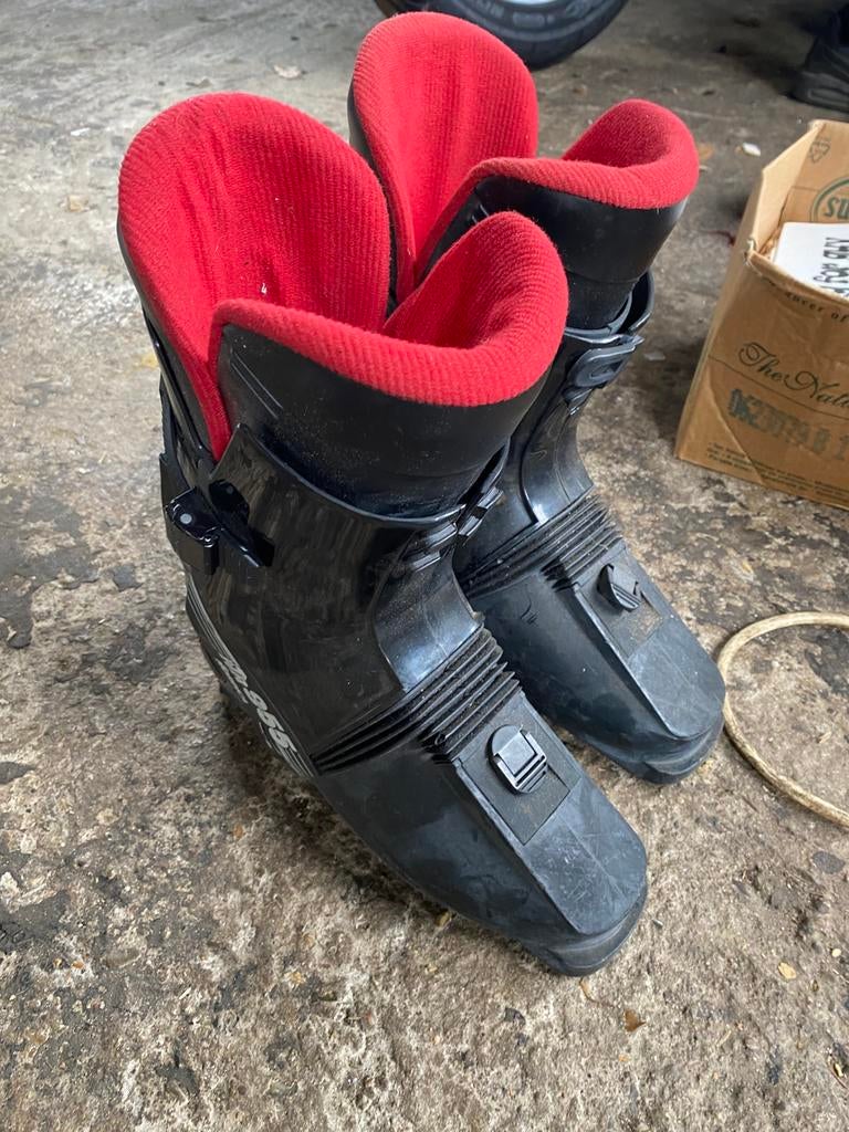 Skischoenen maat 42, Sport en Fitness, Ophalen, Gebruikt, Schoenen