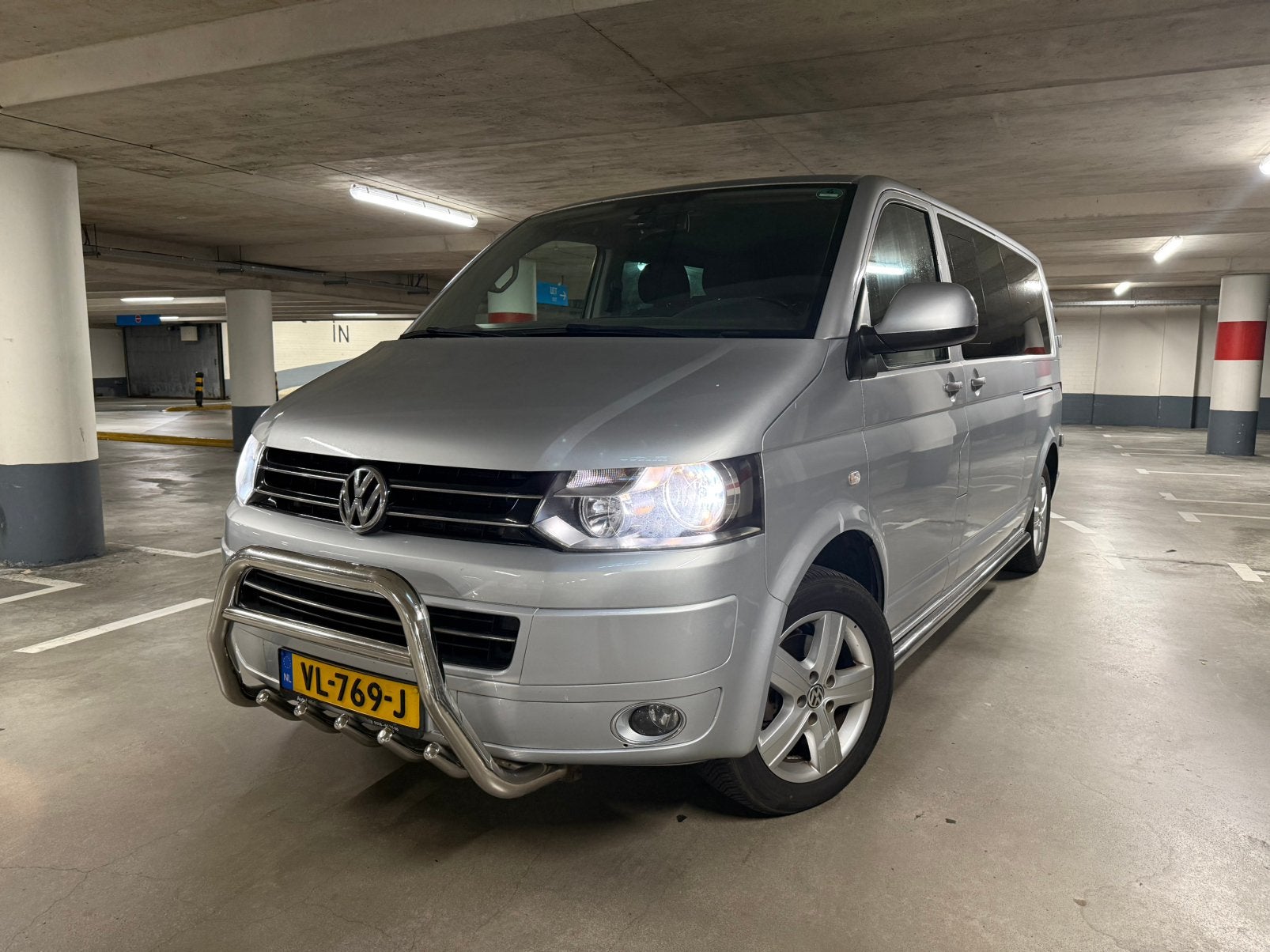 VW Transporter T5 2.0 TDI 140pk DSG Dubbele Cabine, BTW auto, Euro 5, Stof, Zwart, 4 cilinders