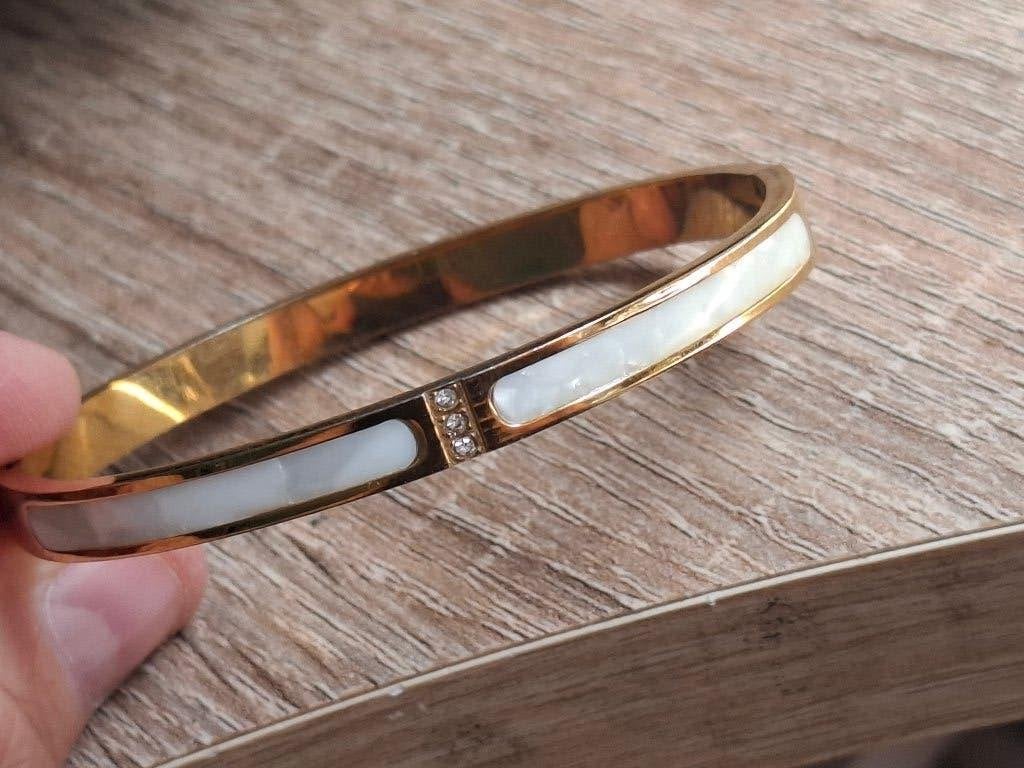 Armband, Ophalen of Verzenden, Gebruikt, Overige kleuren, Overige materialen