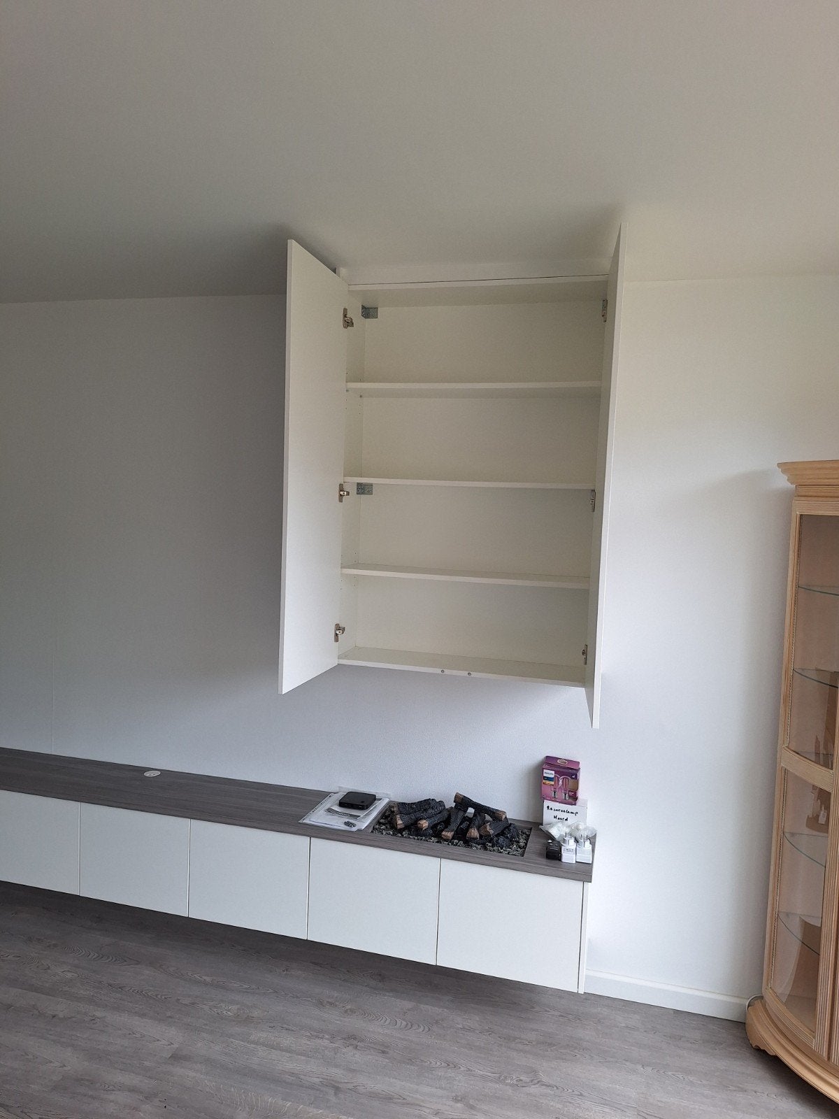 Tv meubel met open haard, Huis en Inrichting, Kasten | Televisiemeubels, Ophalen, ?, Minder dan 100 cm, 25 tot 50 cm
