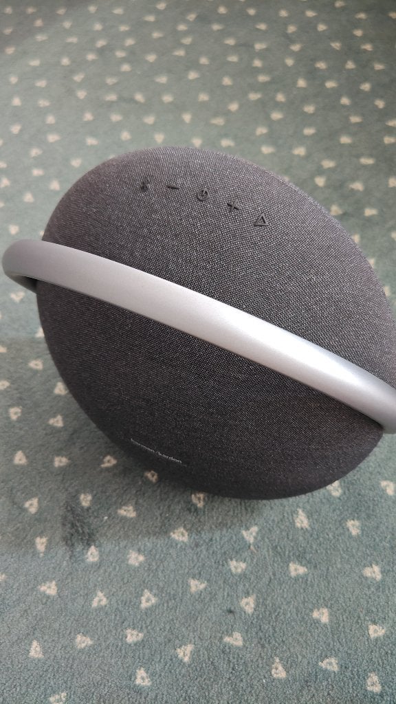 Harman Kardon Onyx Studio 7 Bluetooth speaker