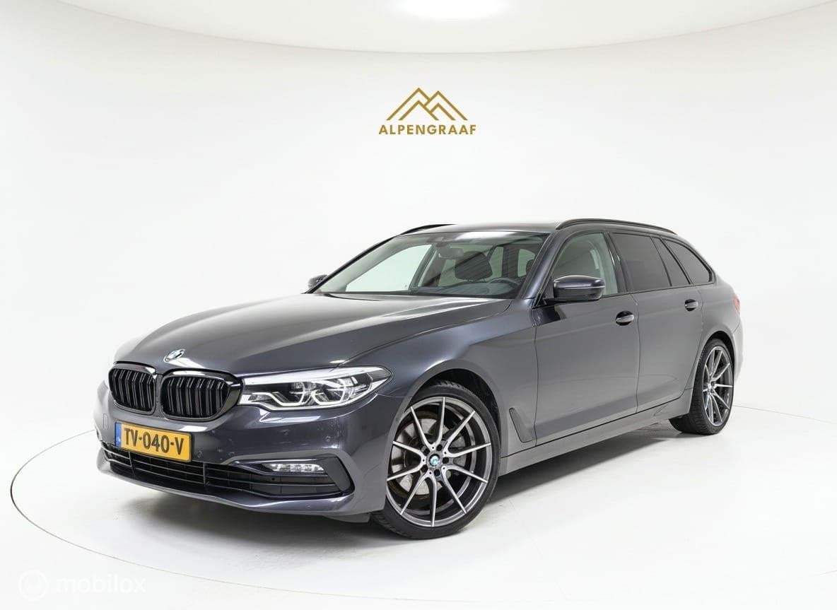 BMW 5-serie Touring 520i High Executive Sport Line |Leder|Ca, Auto's, Automaat, 1998 cc, Achterwielaandrijving, Gebruikt