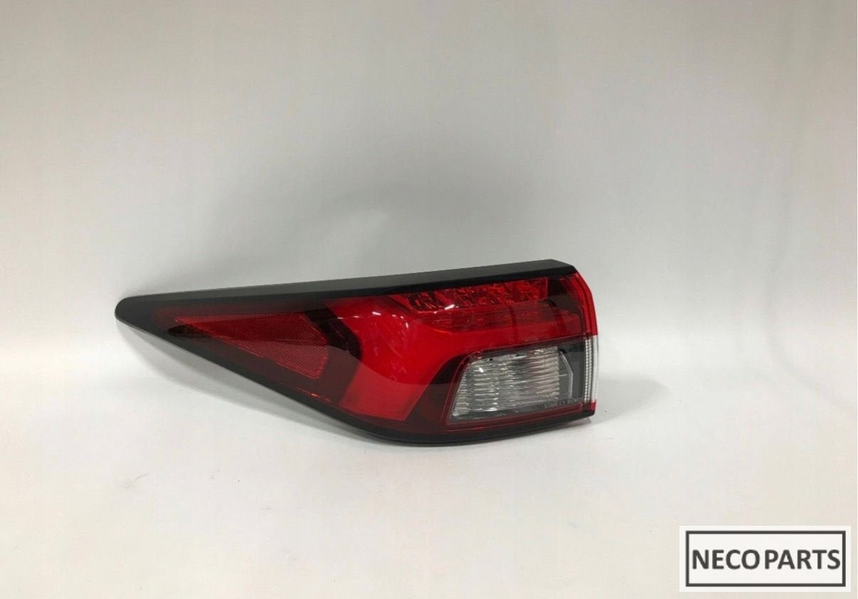 MITSUBISHI OUTLANDER IV LED ACHTERLICHT ORIGINEEL, Auto-onderdelen, Verlichting, Gebruikt, -, -, Ophalen of Verzenden